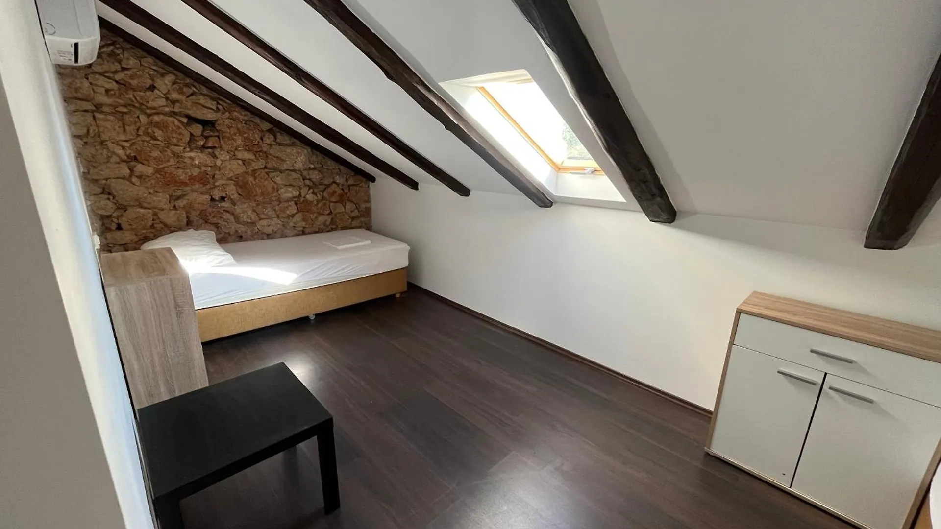 Hostel Old School Rijeka Kroatië