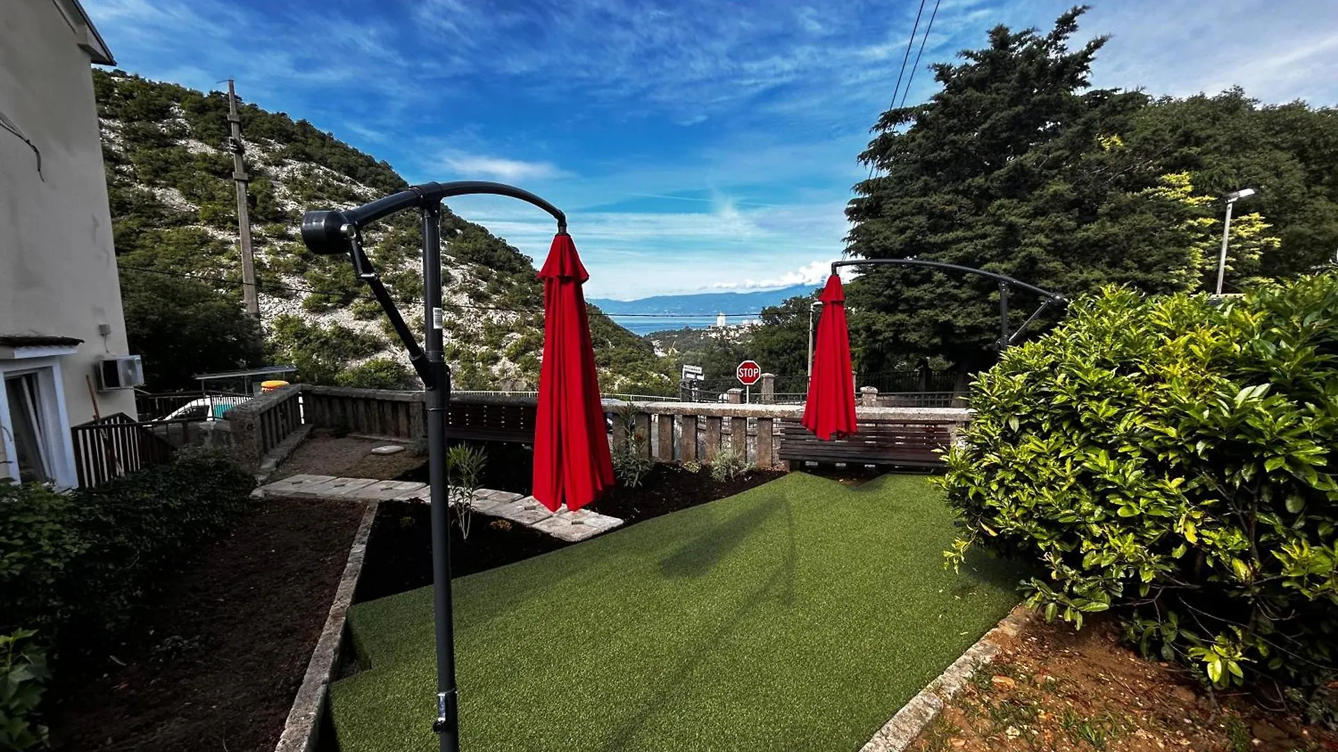 Hostel Old School Rijeka 0*,  Croatia