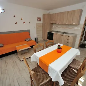  Apartament Apartman Svilno